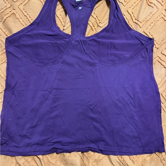Fabletics Feather Tech Racerback Tank - Picture 3 of 3